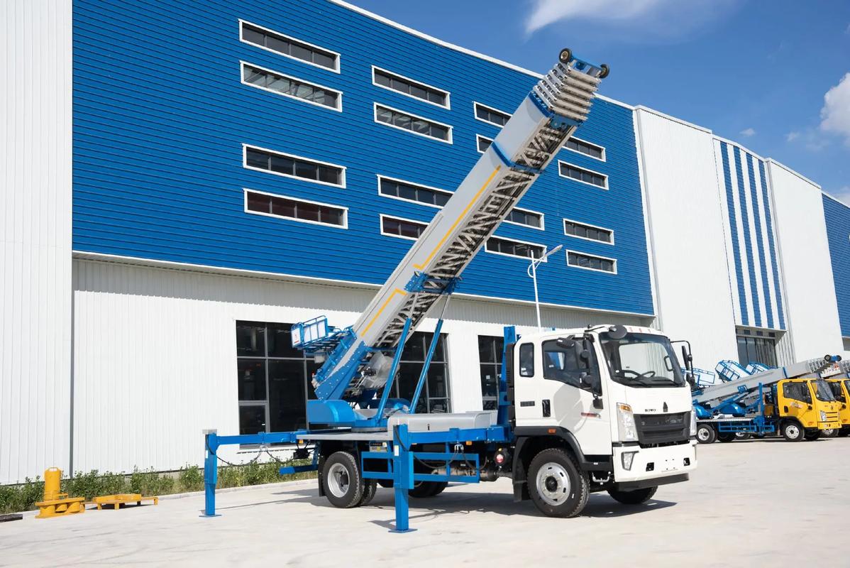 都江堰小型云梯车上料车租赁多少钱