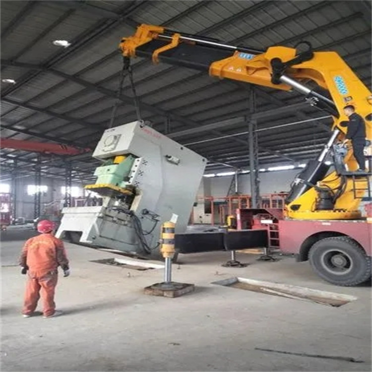 都江堰80吨折臂吊车出租附近电话